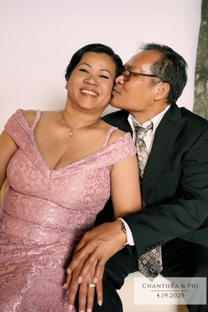 Wedding guest portrait on the Portrait Lounge sofa set at Chanthra and Phi's wedding